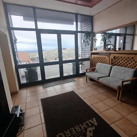 Mezonet Almberg Jaj Apartment *