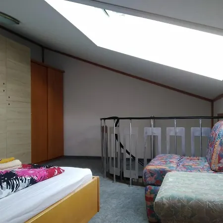 Mezonet Almberg Jaj Apartmán *